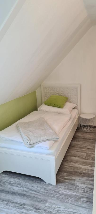 Ferienwohnung Nr 12 Inkl Bettwaesche Handtuecher Endreinigung กอสลาร์ ภายนอก รูปภาพ